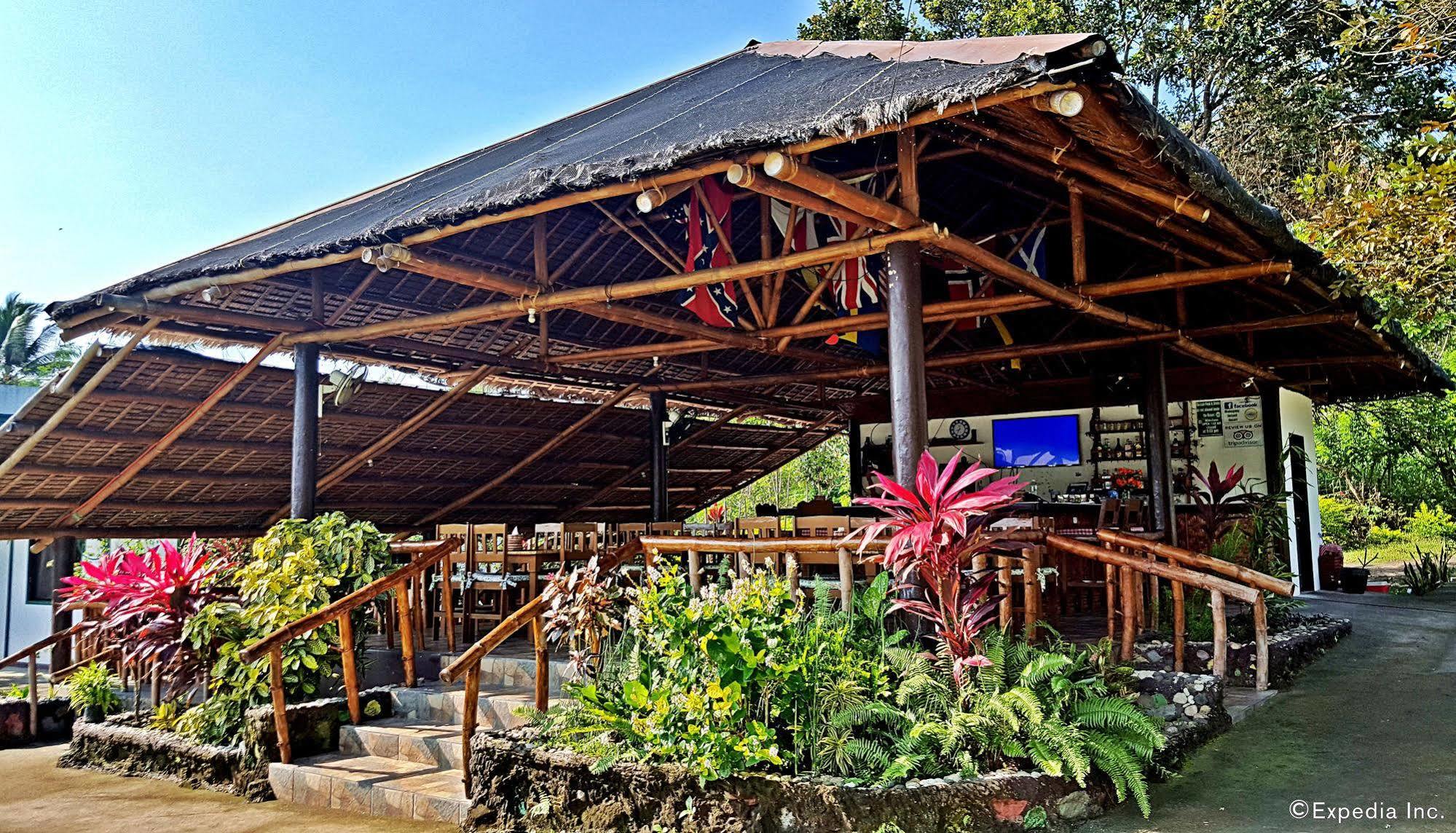 Mahogany Upland Resort.Com Dauin Exterior photo